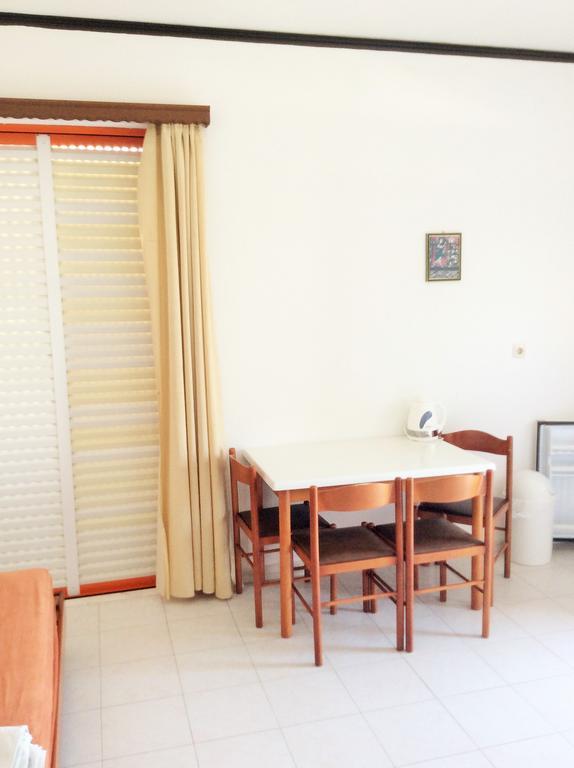 Villa Sofia เอียลิซอส ภายนอก รูปภาพ